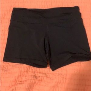 Black Lululemon Biker Shorts/Booty Shorts